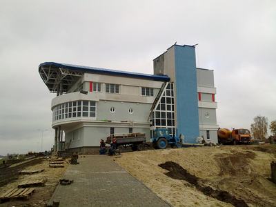 Здание гребного канала в городе Гомель