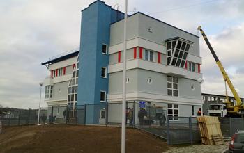 Здание гребного канала в городе Гомель